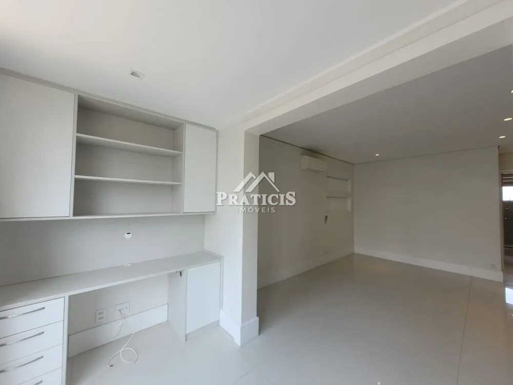 Apartamento, 3 quartos, 216 m² - Foto 8