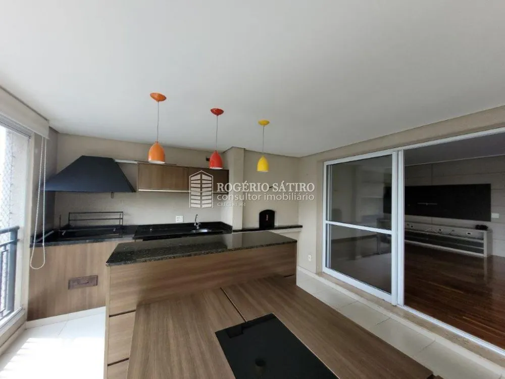 Apartamento, 3 quartos, 213 m² - Foto 2