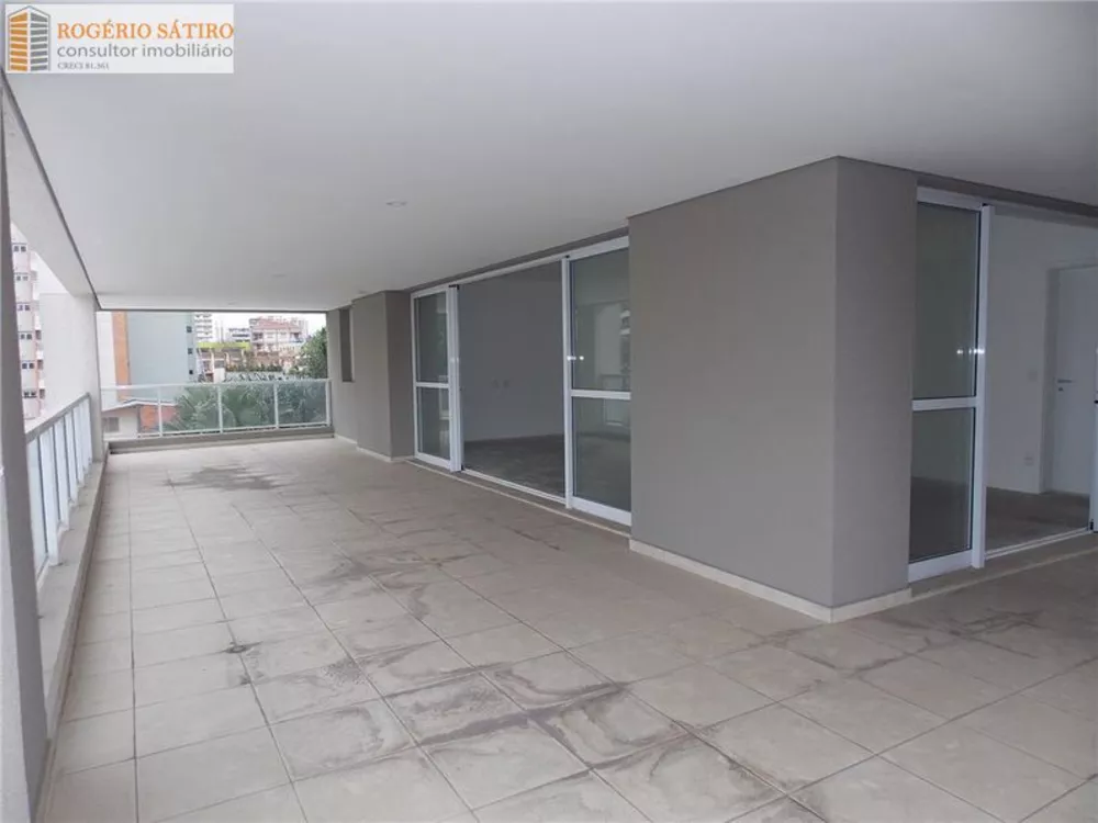 Apartamento à venda com 4 quartos, 250m² - Foto 2