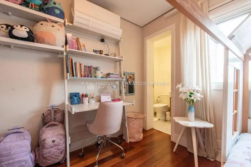Cobertura, 3 quartos, 243 m² - Foto 9