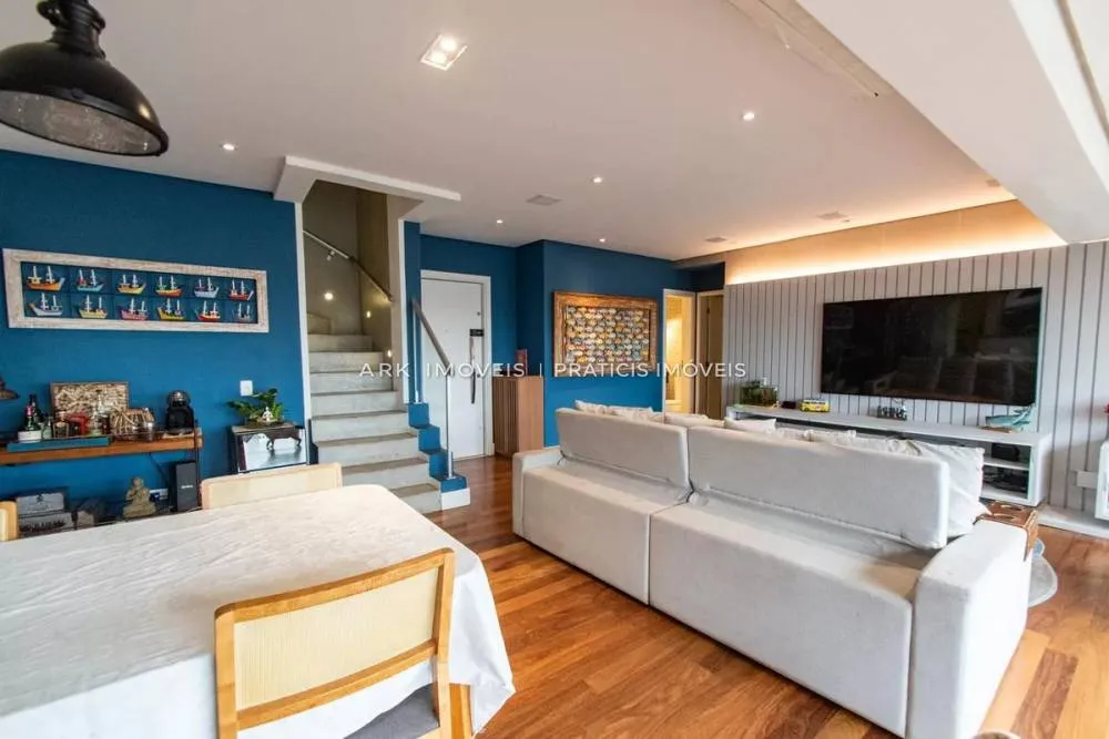 Cobertura, 3 quartos, 243 m² - Foto 2
