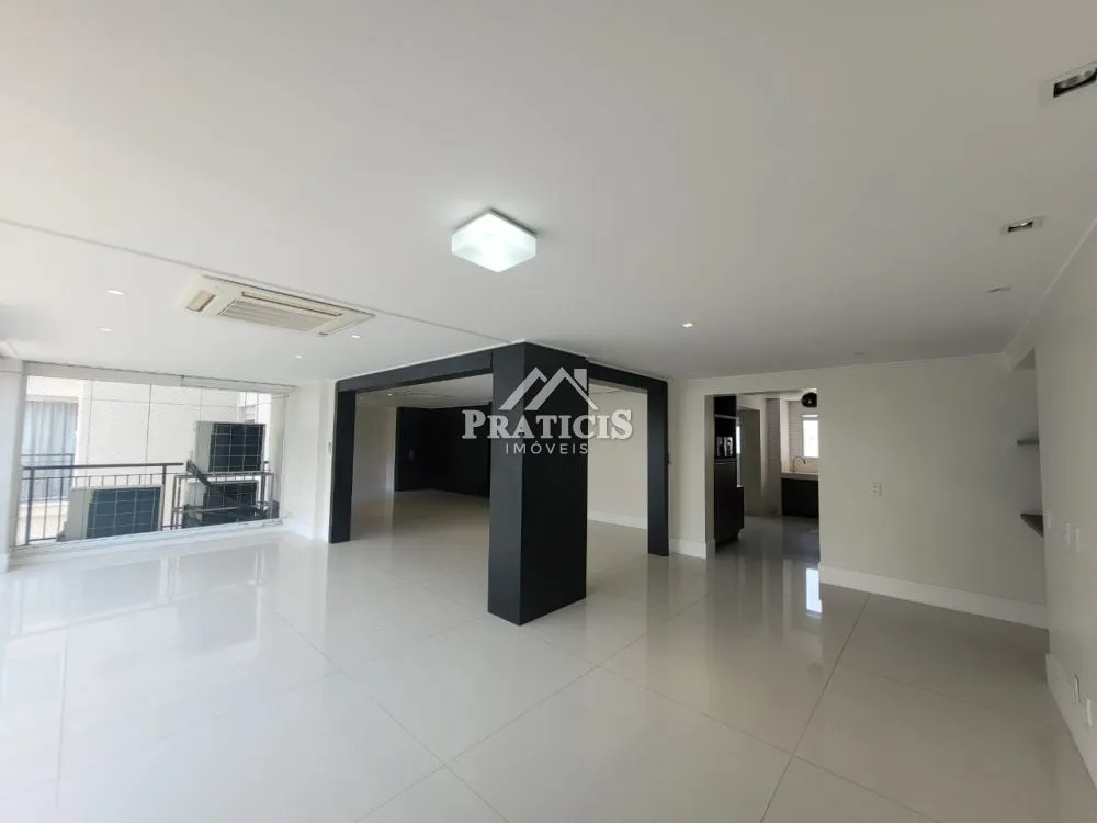 Apartamento, 3 quartos, 216 m² - Foto 4