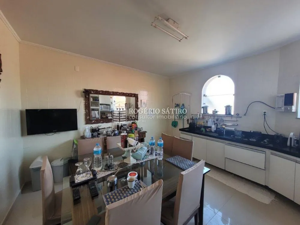 Sobrado, 3 quartos, 274 m² - Foto 3