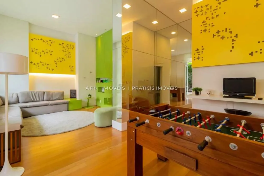 Cobertura, 3 quartos, 272 m² - Foto 2