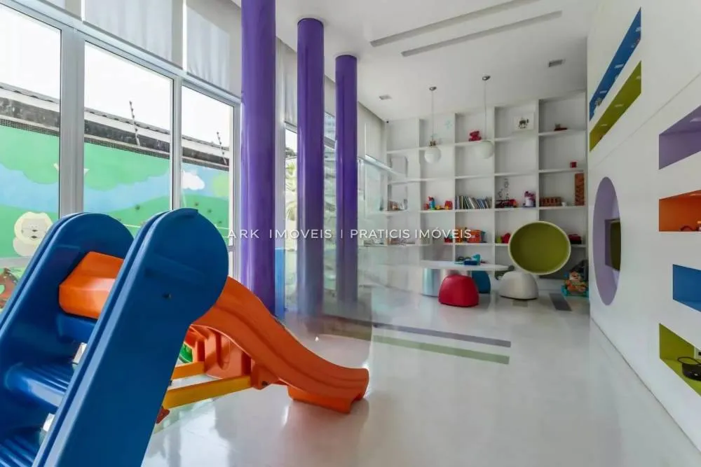 Cobertura, 3 quartos, 272 m² - Foto 4