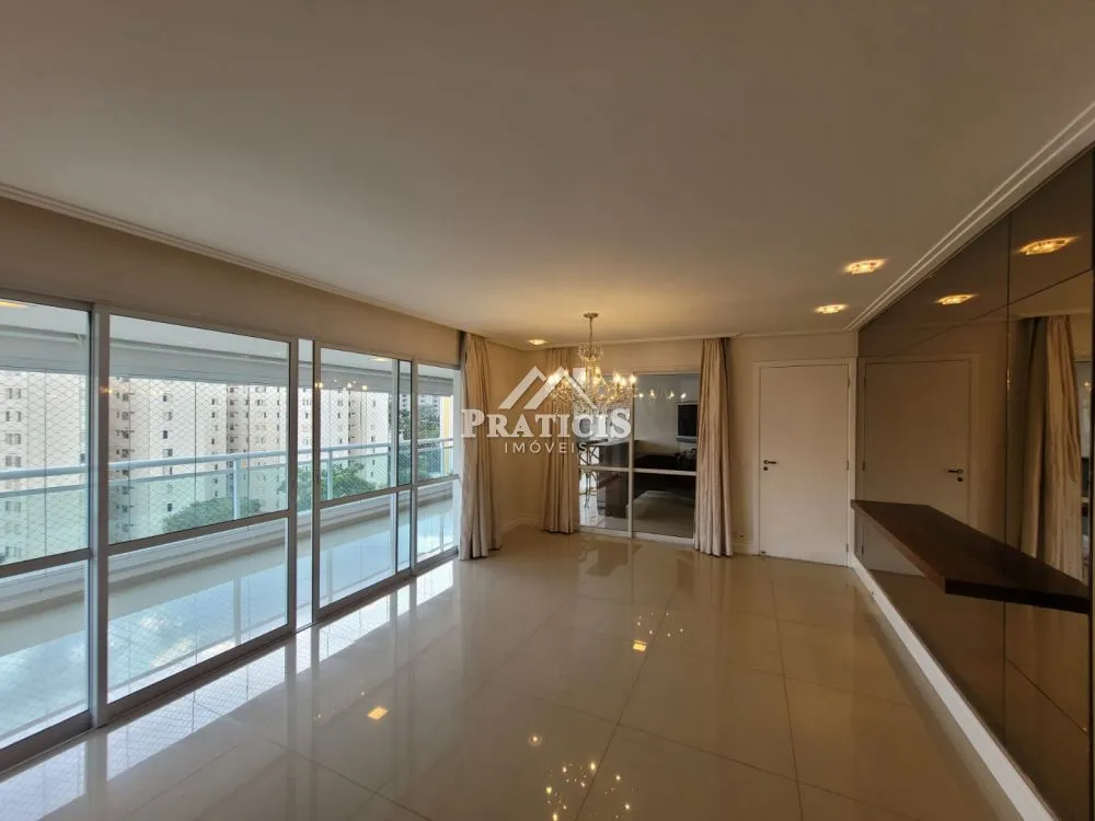 Apartamento, 3 quartos, 188 m² - Foto 1