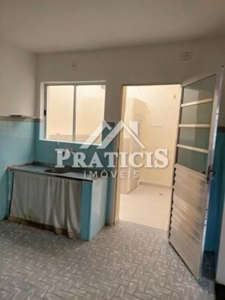 Casa à venda com 3 quartos, 90m² - Foto 6