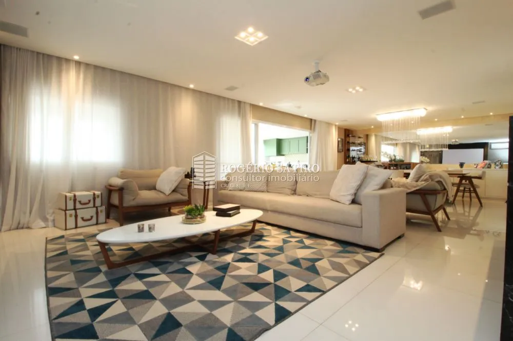 Apartamento, 3 quartos, 213 m² - Foto 2