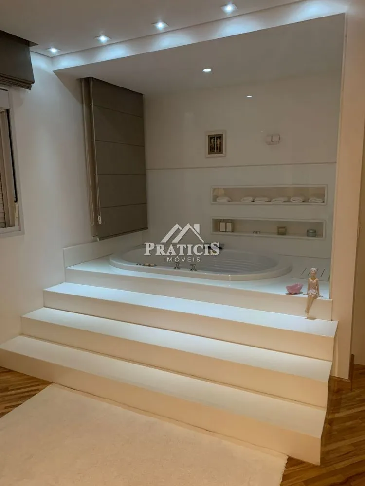 Apartamento, 3 quartos, 216 m² - Foto 9