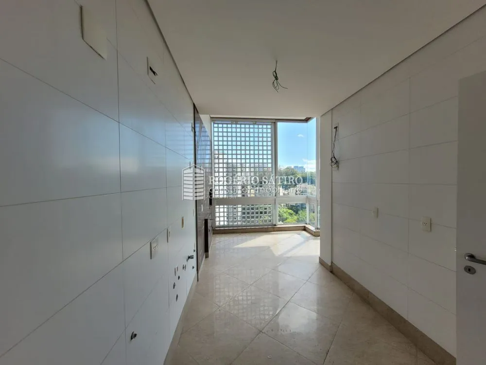 Cobertura, 3 quartos, 252 m² - Foto 1