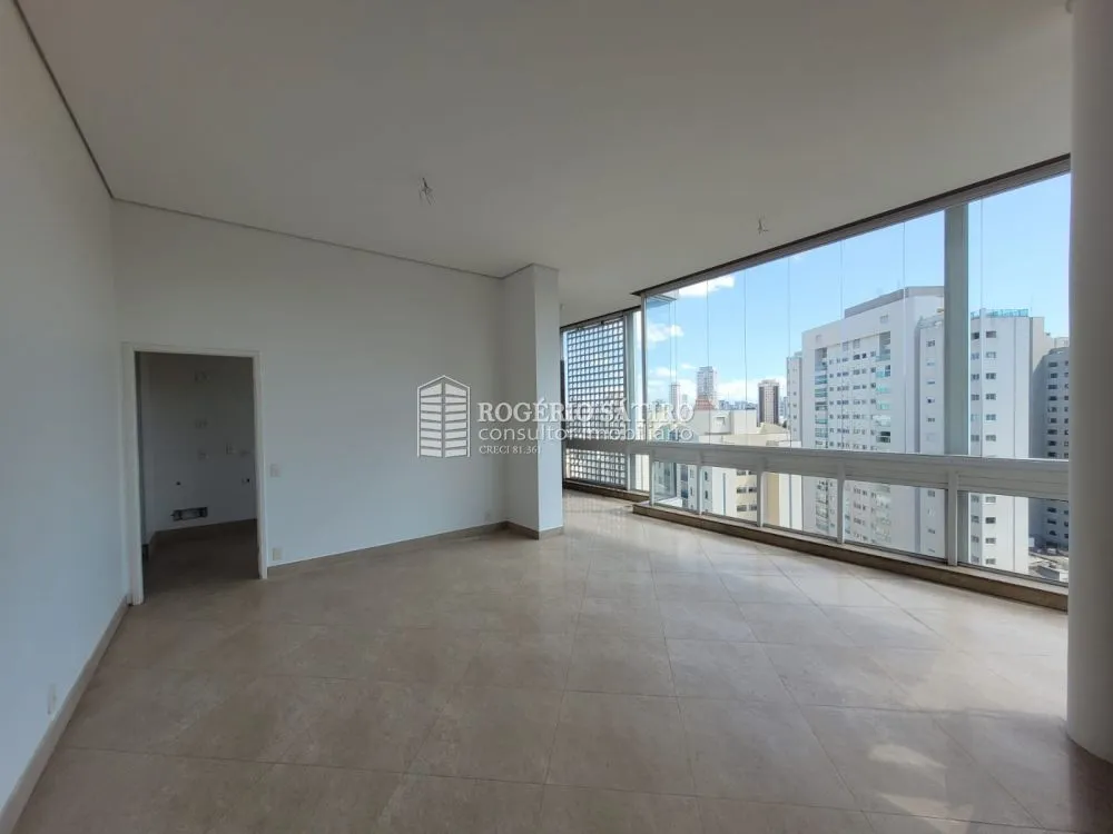 Cobertura, 3 quartos, 252 m² - Foto 2
