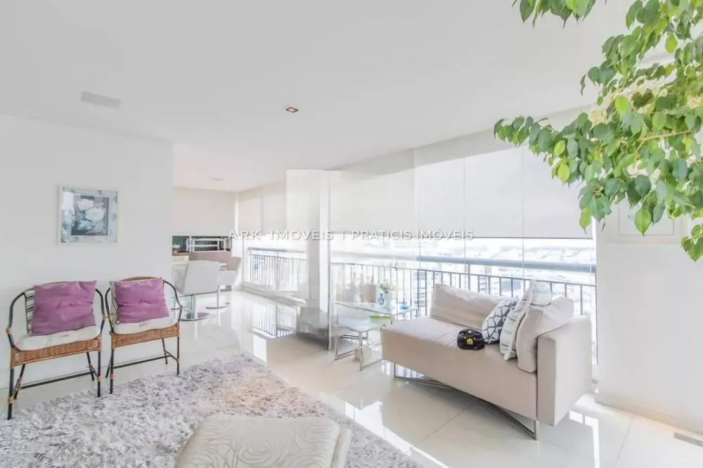 Apartamento, 3 quartos, 216 m² - Foto 3