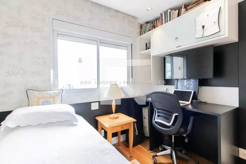 Apartamento, 3 quartos, 216 m² - Foto 4