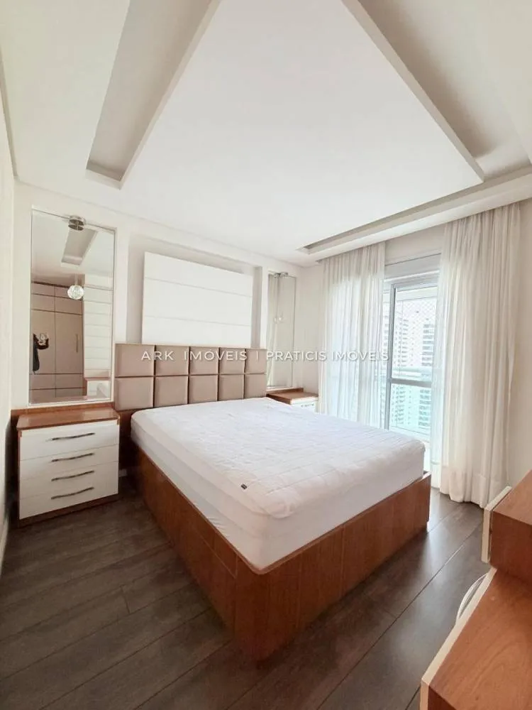 Apartamento, 3 quartos, 213 m² - Foto 5