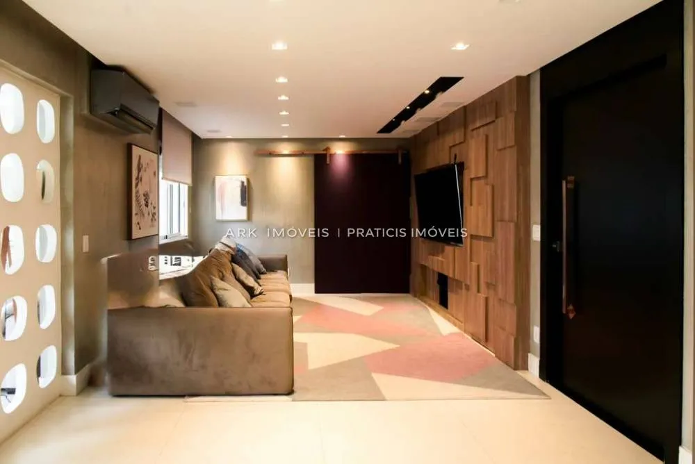 Apartamento, 3 quartos, 164 m² - Foto 1