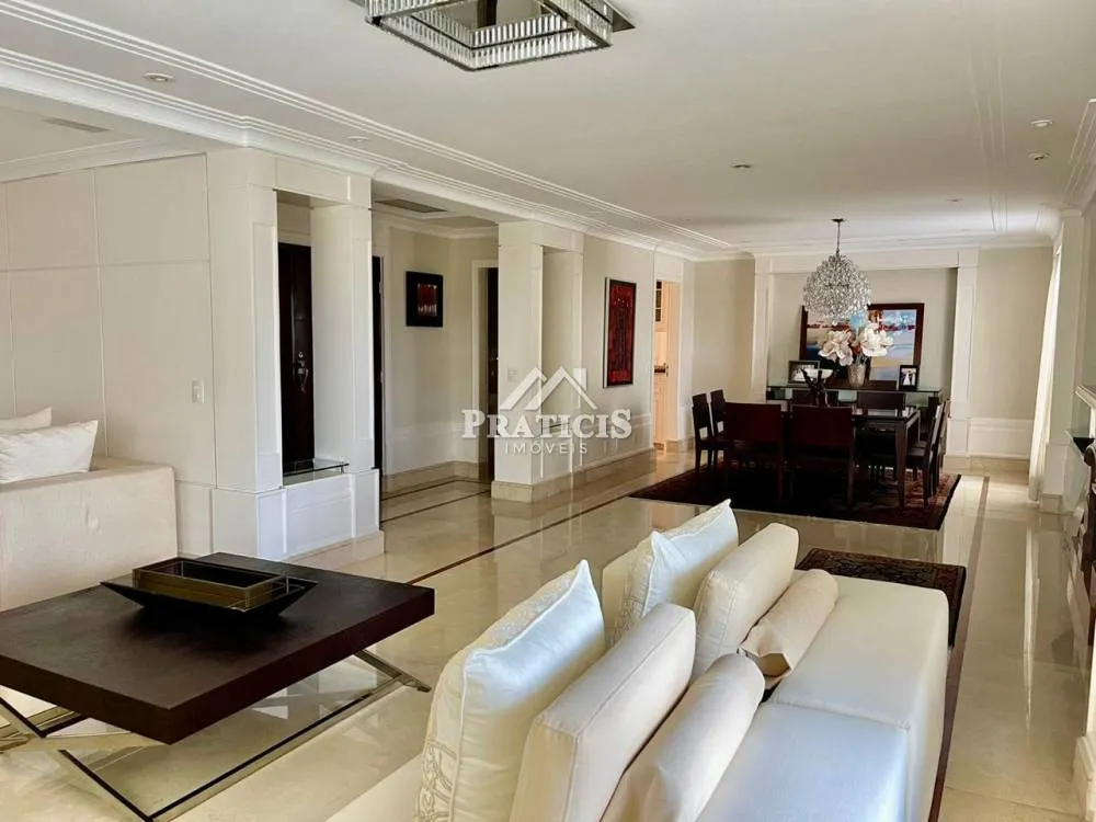 Apartamento, 3 quartos, 230 m² - Foto 1