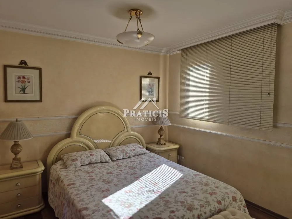 Apartamento, 3 quartos, 180 m² - Foto 1