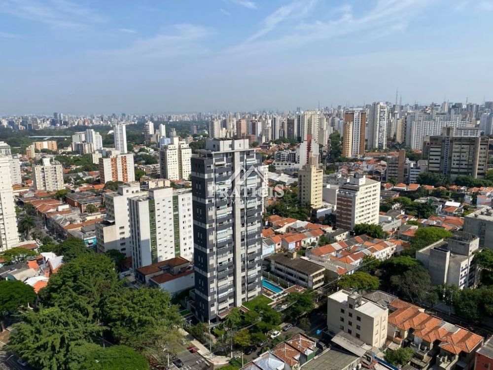 Apartamento à venda com 3 quartos, 222m² - Foto 19