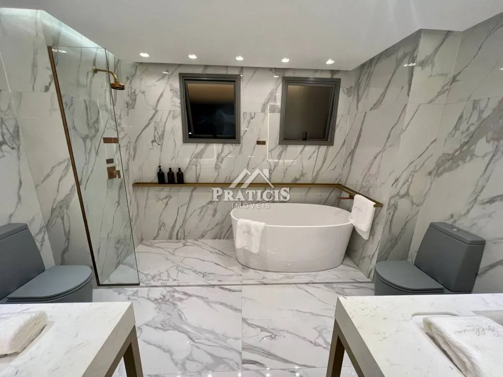 Apartamento, 4 quartos, 234 m² - Foto 1