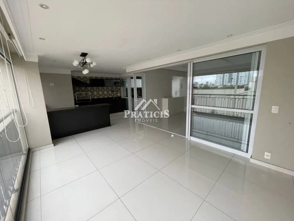 Apartamento, 3 quartos, 140 m² - Foto 2