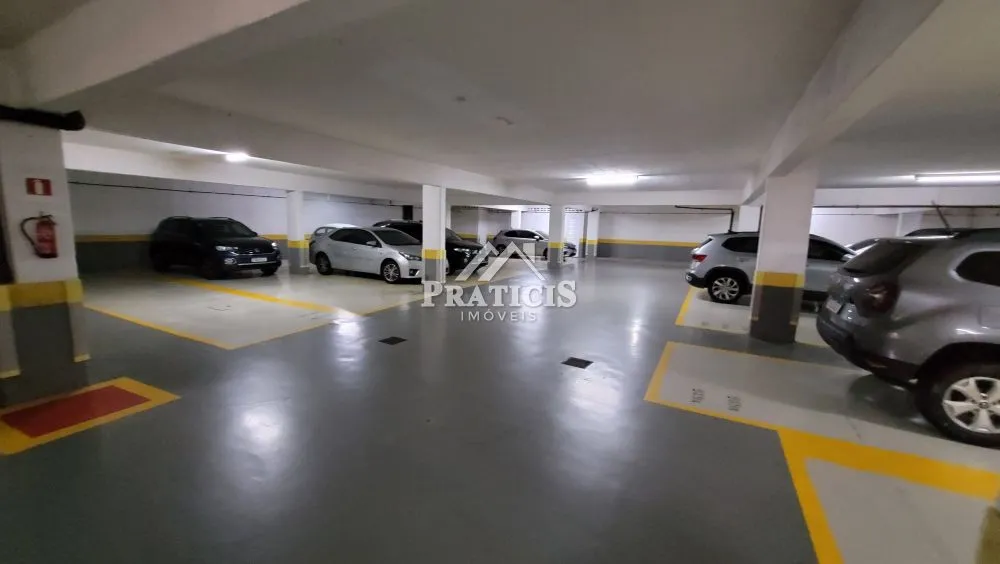 Apartamento, 3 quartos, 208 m² - Foto 1