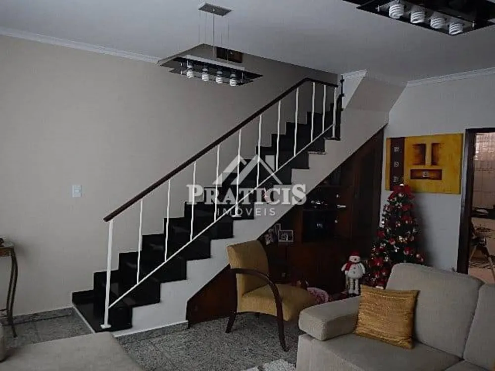 Sobrado, 3 quartos, 240 m² - Foto 3