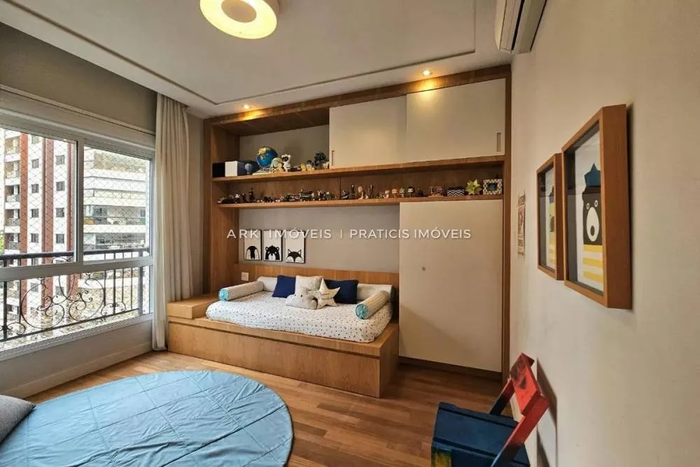 Apartamento, 4 quartos, 400 m² - Foto 1
