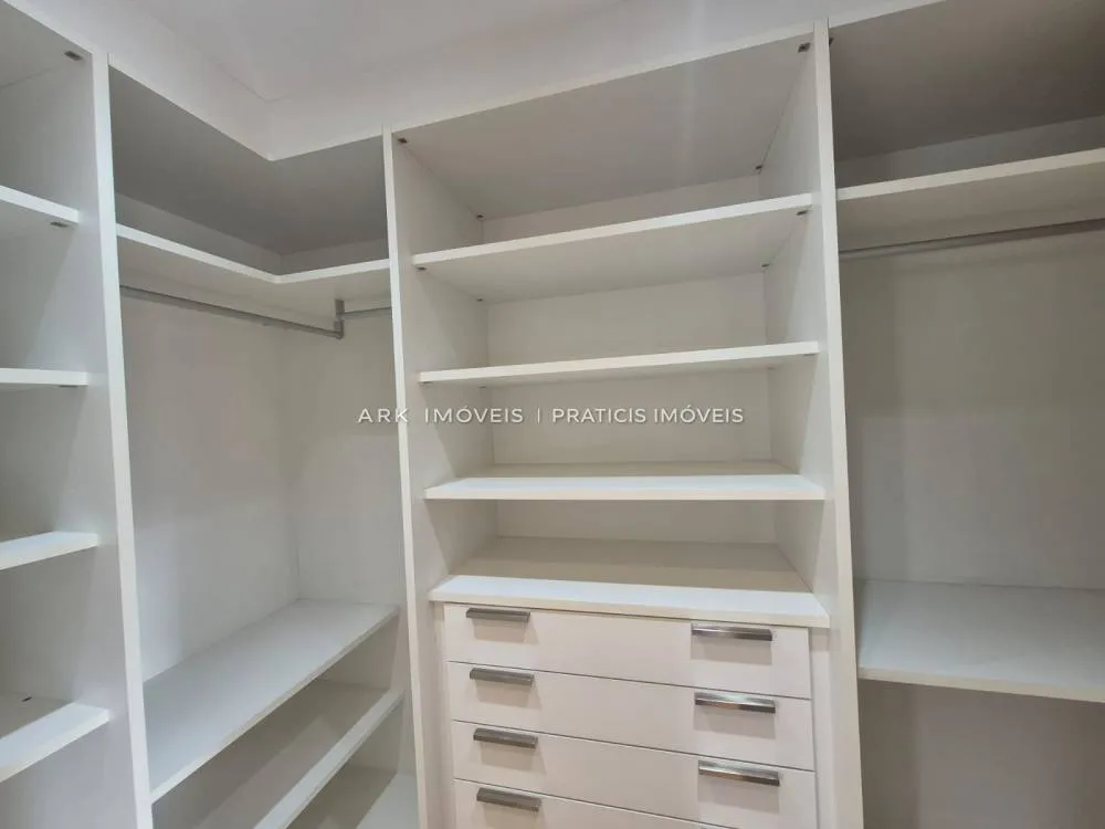 Apartamento, 3 quartos, 216 m² - Foto 5