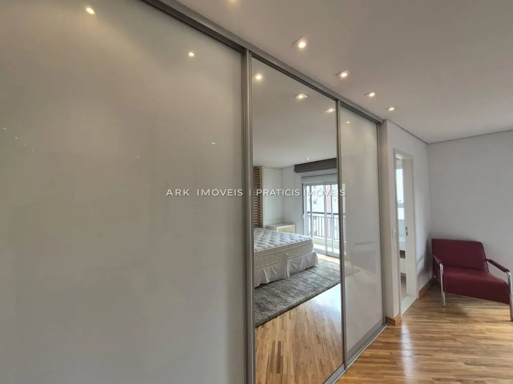 Apartamento, 3 quartos, 216 m² - Foto 11