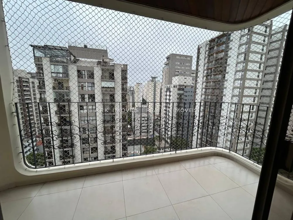 Apartamento, 3 quartos, 157 m² - Foto 2