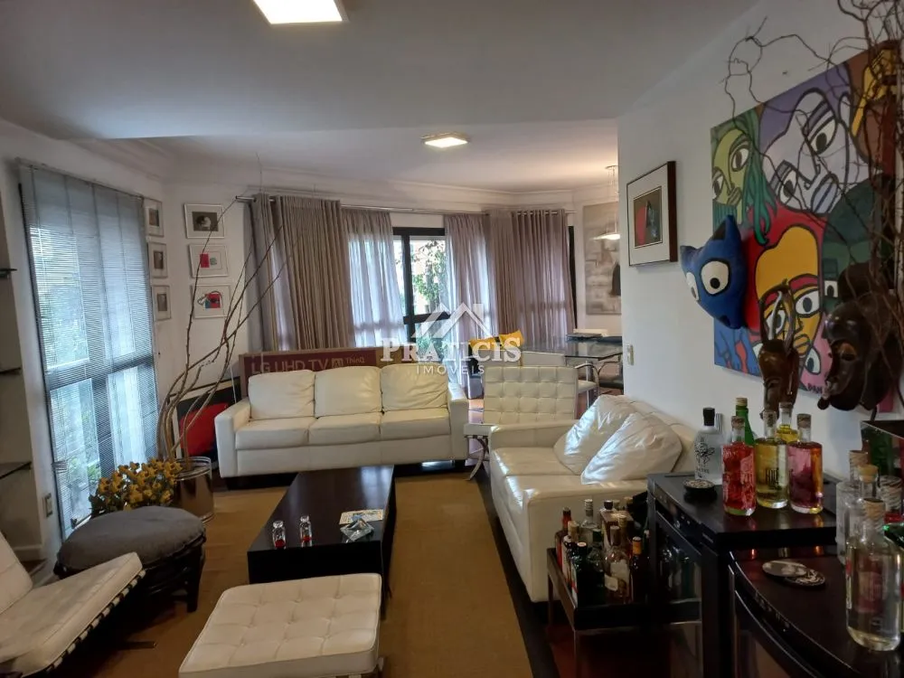 Apartamento, 3 quartos, 208 m² - Foto 1