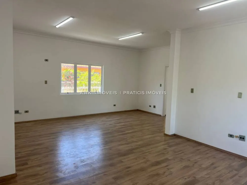 Casa, 4 quartos, 600 m² - Foto 1