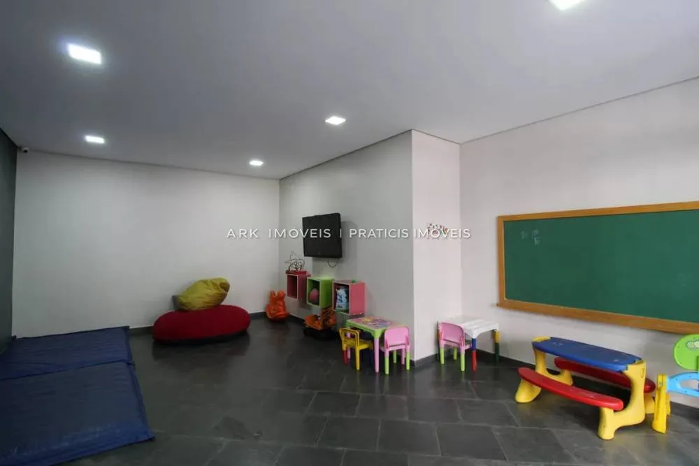 Cobertura, 3 quartos, 215 m² - Foto 10