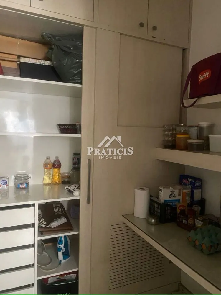 Apartamento, 3 quartos, 222 m² - Foto 1
