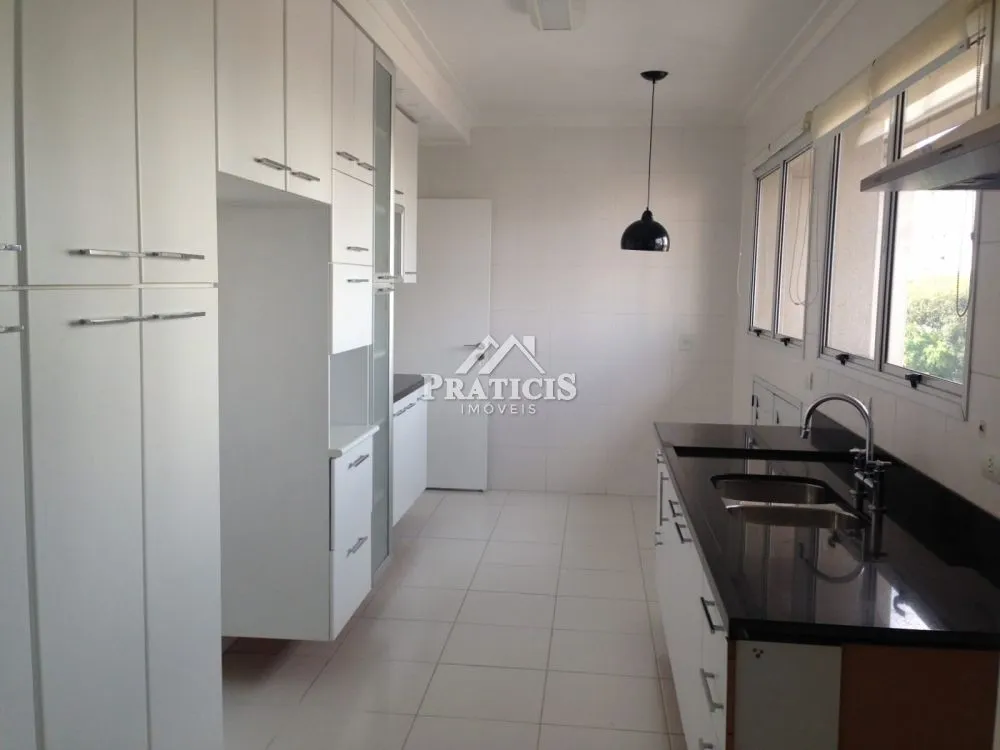 Apartamento, 4 quartos, 222 m² - Foto 2