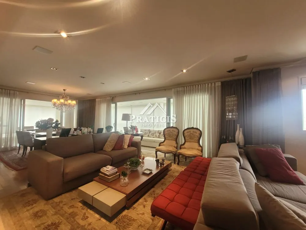 Apartamento, 3 quartos, 216 m² - Foto 2
