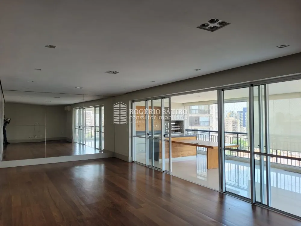 Apartamento, 4 quartos, 222 m² - Foto 1