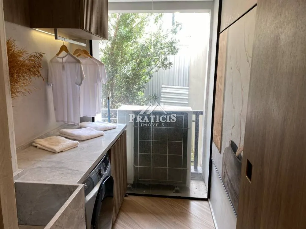 Cobertura, 3 quartos, 217 m² - Foto 9