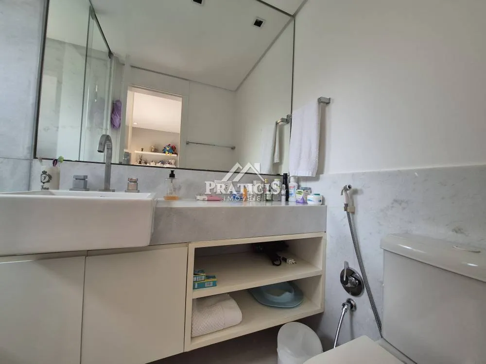 Apartamento, 4 quartos, 220 m² - Foto 1