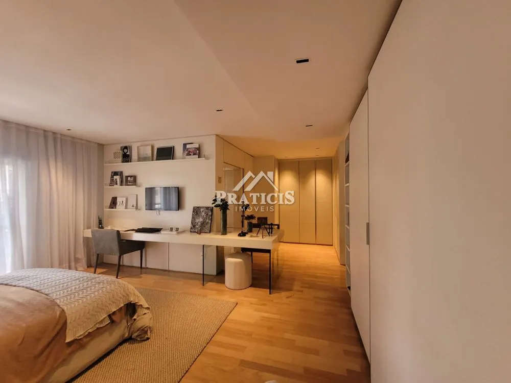 Apartamento, 3 quartos, 246 m² - Foto 8