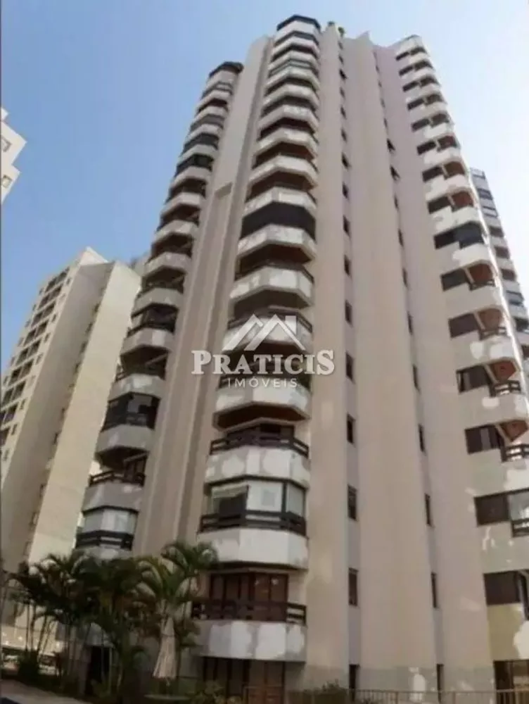 Apartamento para alugar com 3 quartos, 229m² - Foto 1