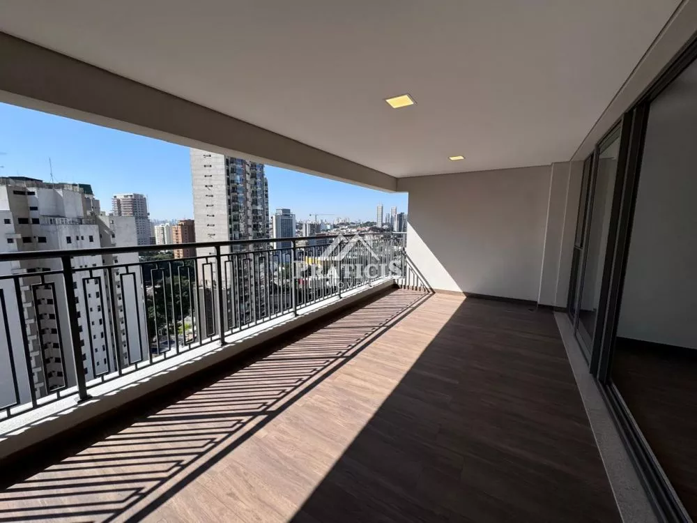 Apartamento à venda com 4 quartos, 144m² - Foto 2