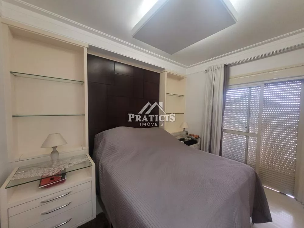 Apartamento à venda com 4 quartos, 208m² - Foto 16