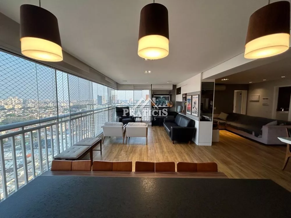 Apartamento à venda com 3 quartos, 143m² - Foto 1