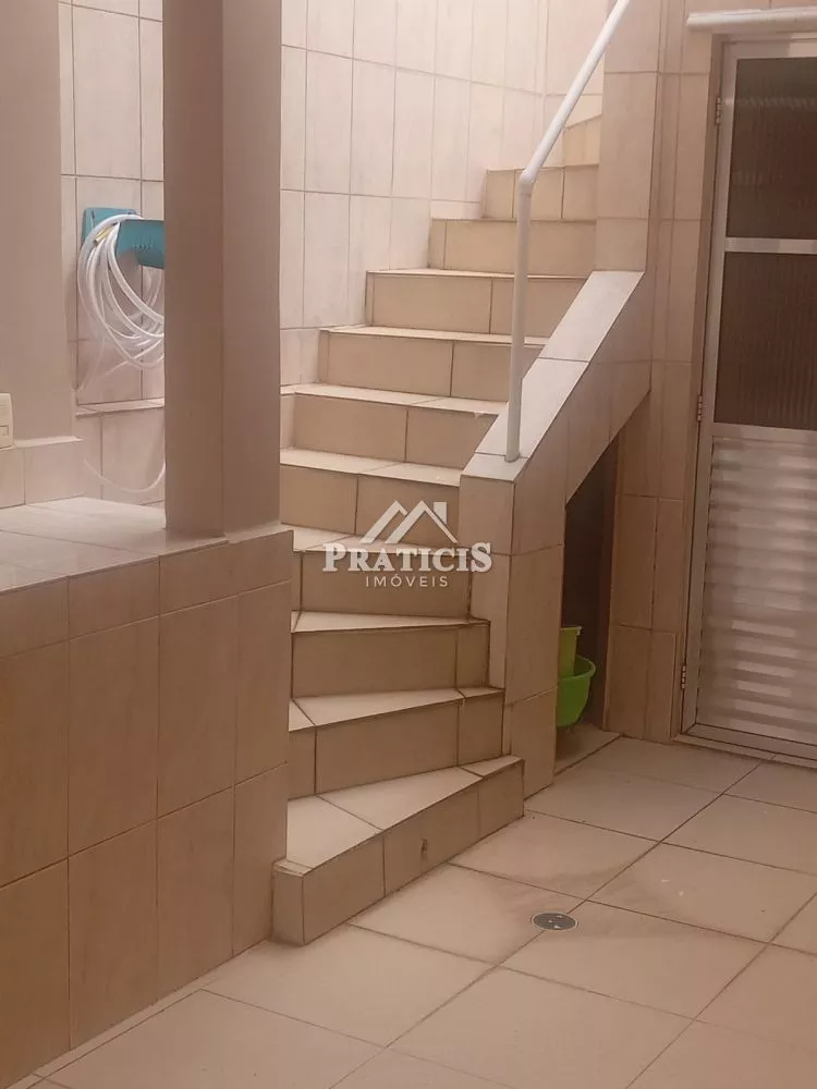 Sobrado à venda com 3 quartos, 450m² - Foto 8