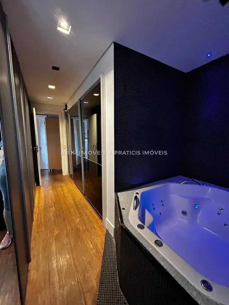 Apartamento, 3 quartos, 144 m² - Foto 2