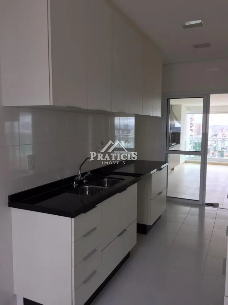 Apartamento, 3 quartos, 181 m² - Foto 1