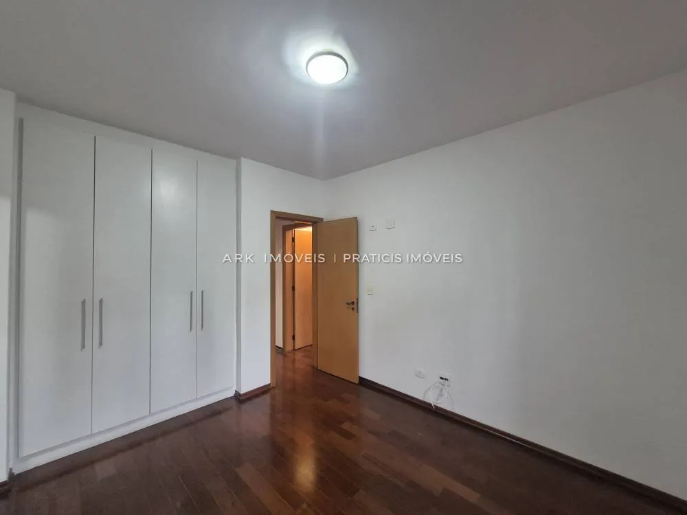 Apartamento, 3 quartos, 135 m² - Foto 3