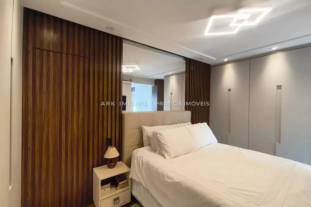 Apartamento, 3 quartos, 156 m² - Foto 2