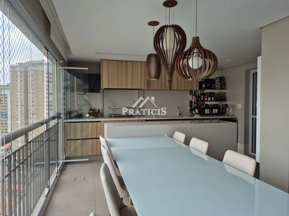 Apartamento, 3 quartos, 246 m² - Foto 1